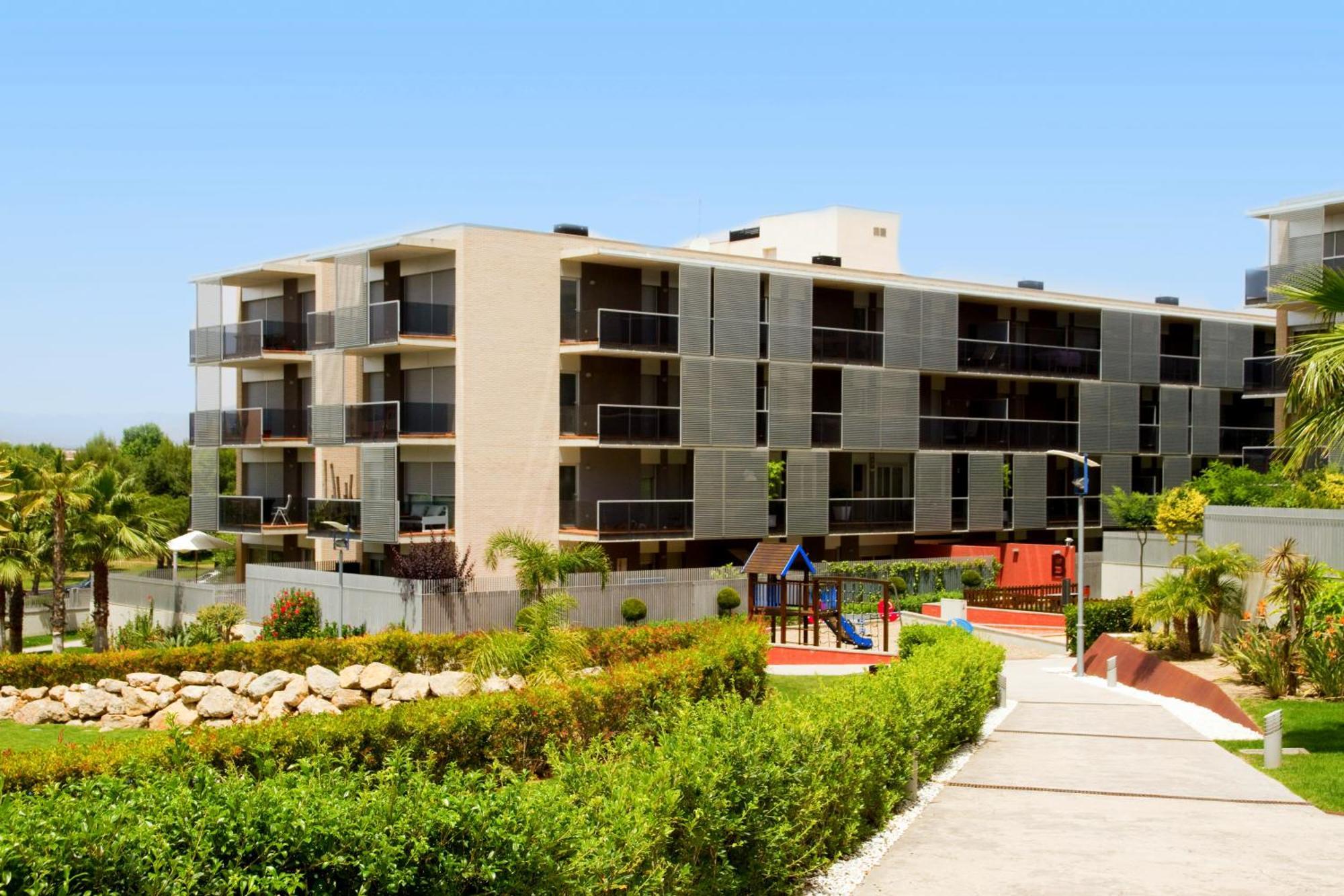 Rentalmar Paradise Families Only Con Parking サロウ エクステリア 写真