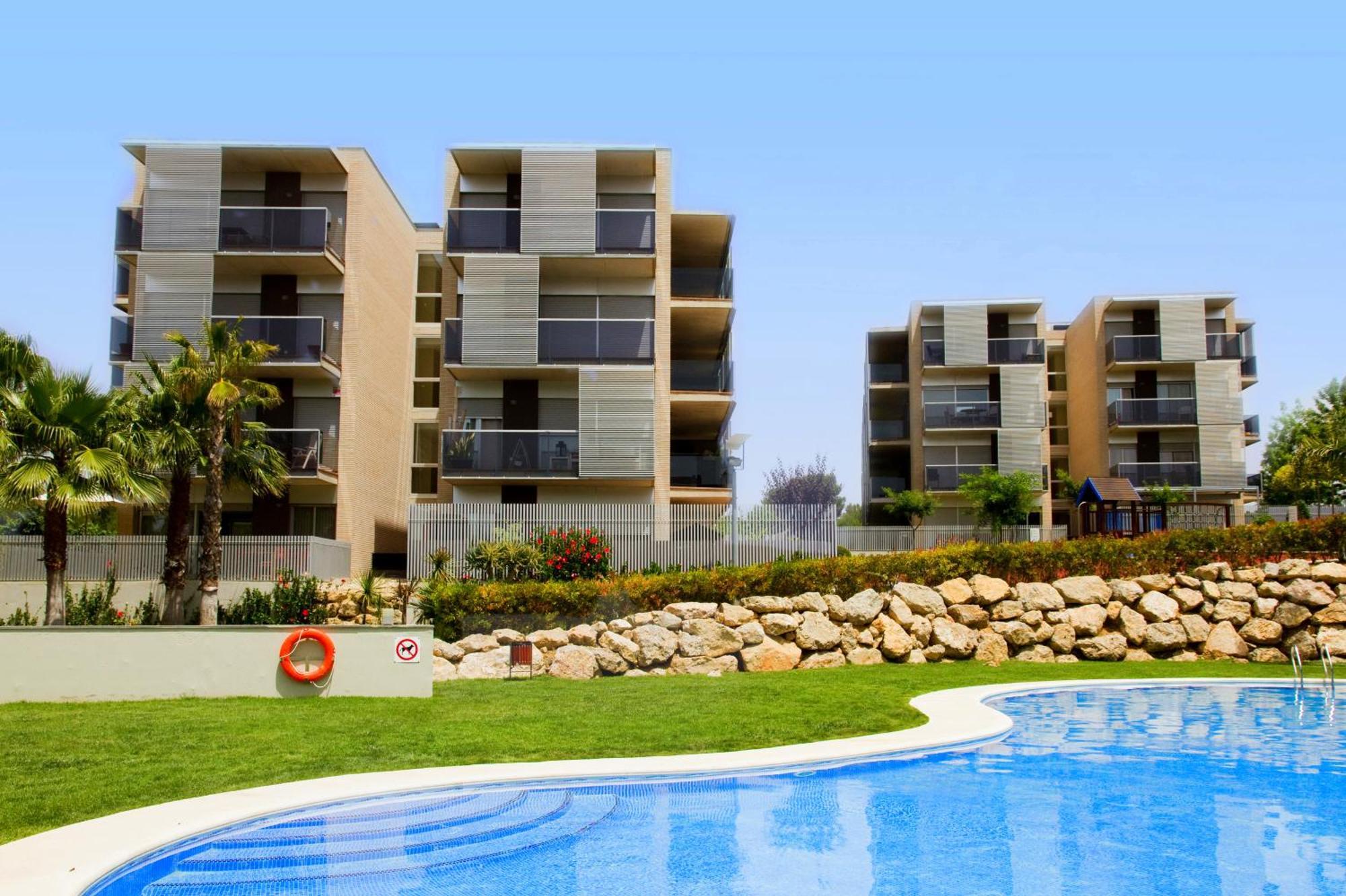 Rentalmar Paradise Families Only Con Parking サロウ エクステリア 写真