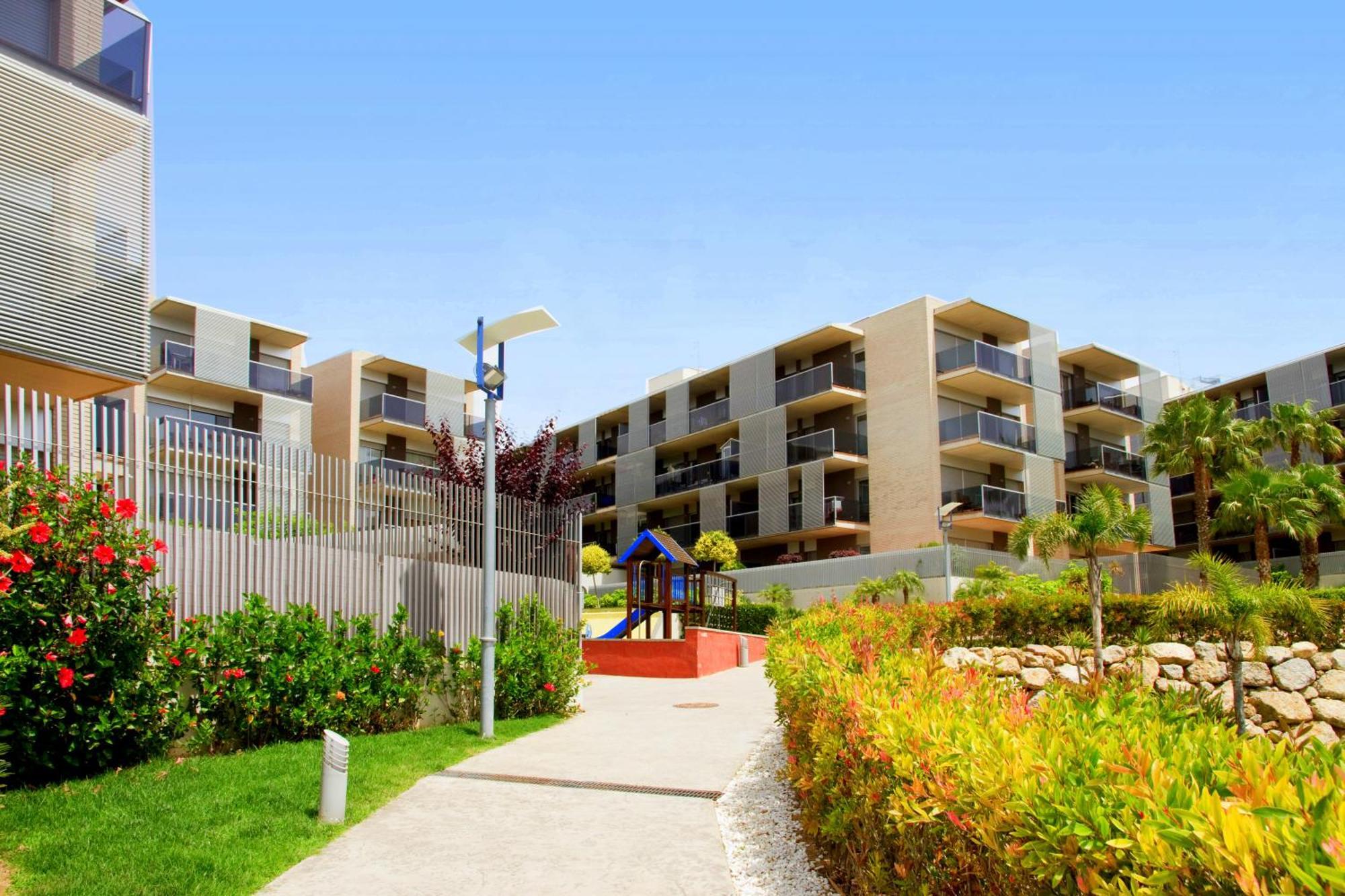 Rentalmar Paradise Families Only Con Parking サロウ エクステリア 写真